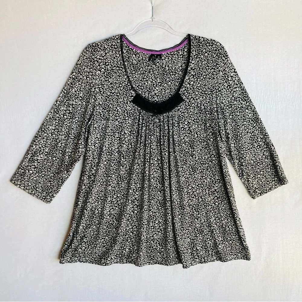 Kensie Women's abstract animal print quarter length sleeve top blouse, Sz L - Picture 4 of 16
